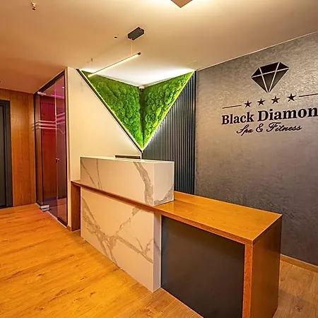 Black Diamond 4*